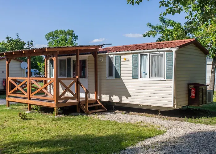 营地 Aranypart & 希欧福克